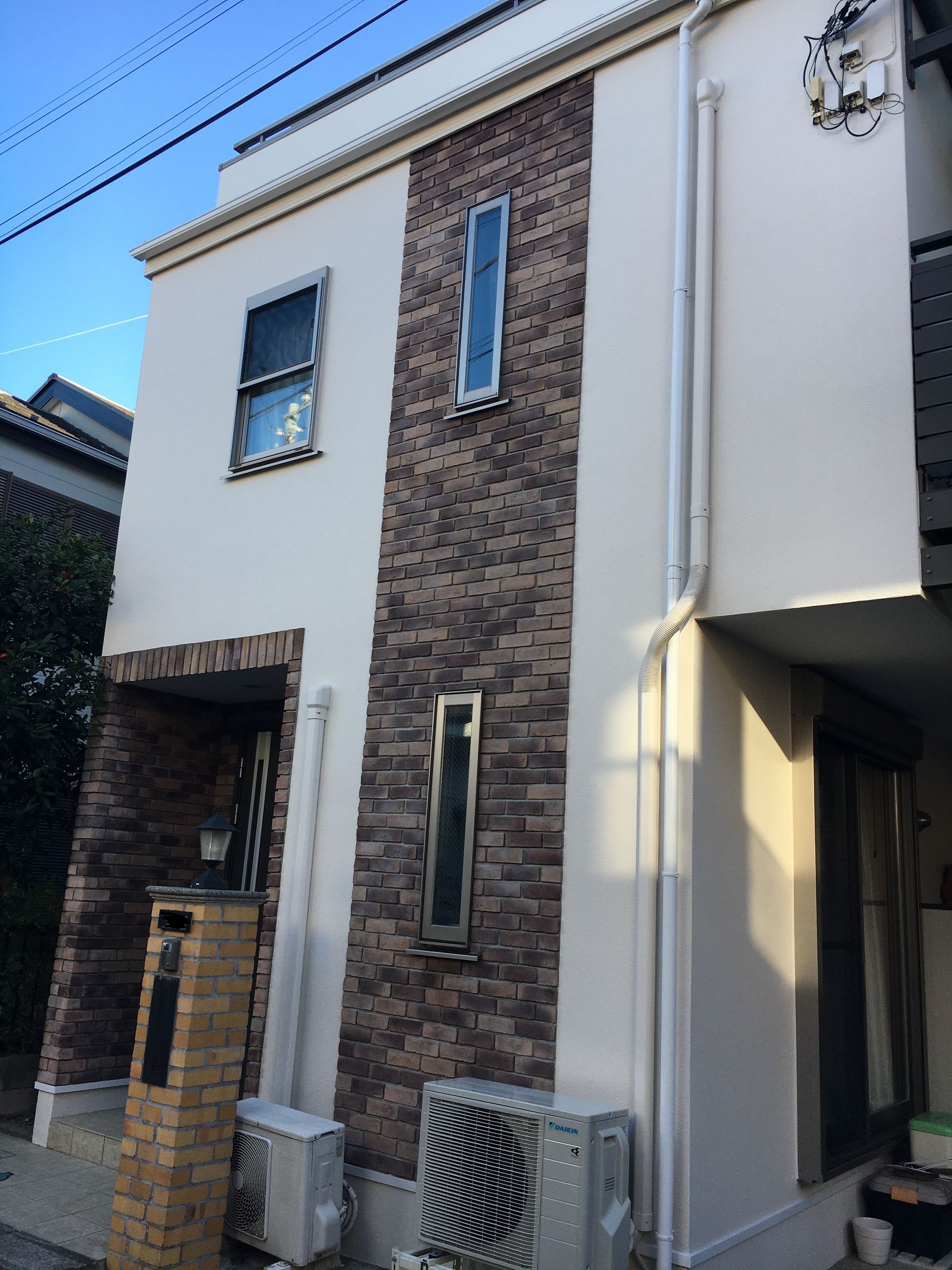 多摩区　外壁塗装　ラジカル