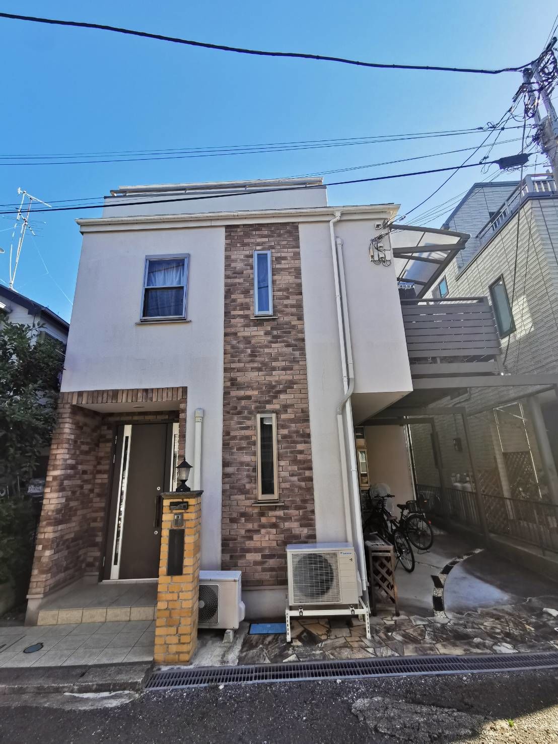 多摩区　外壁塗装　ラジカル