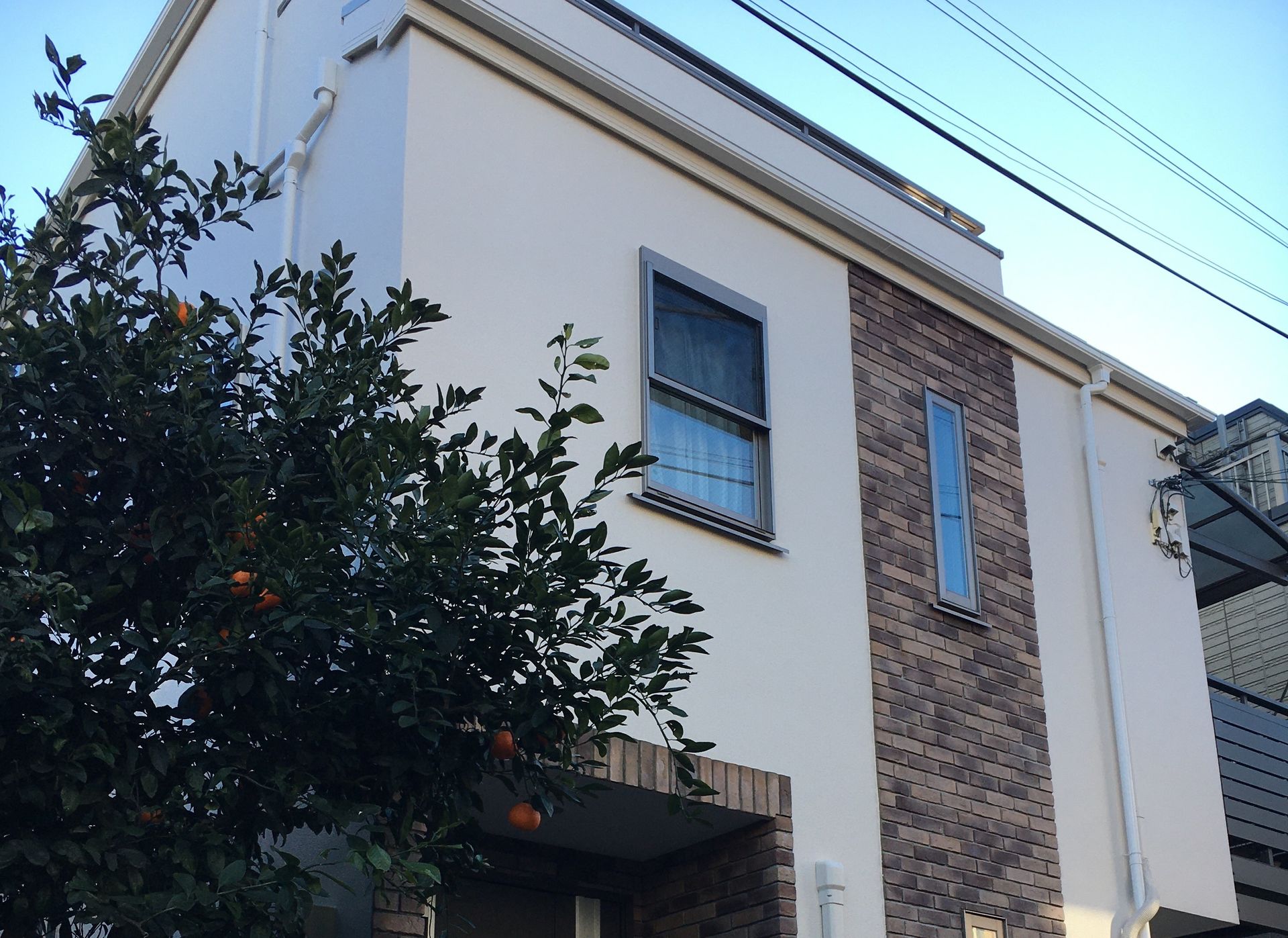 多摩区　外壁塗装　ラジカル