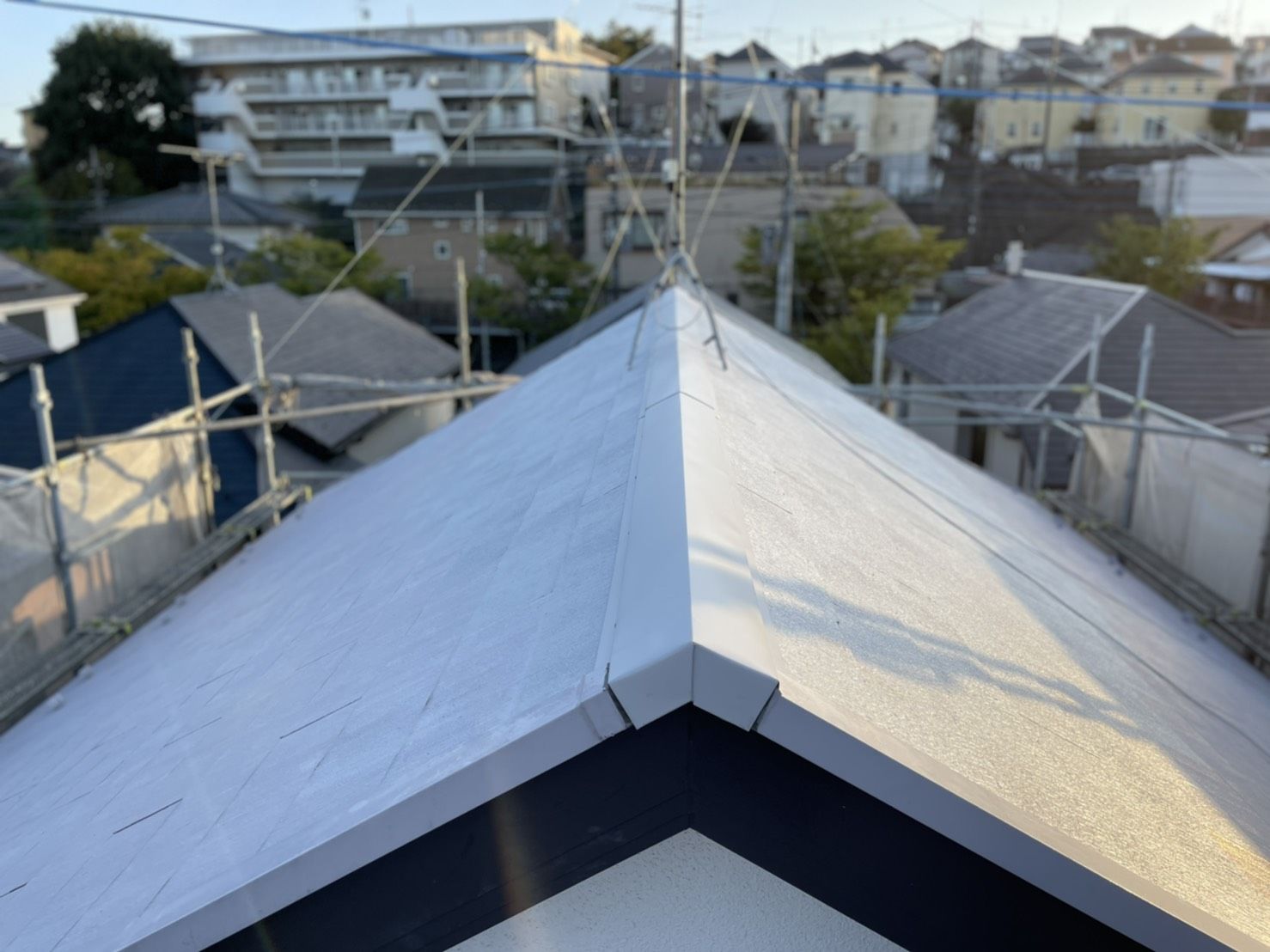 多摩区　屋根き替え　雨漏り