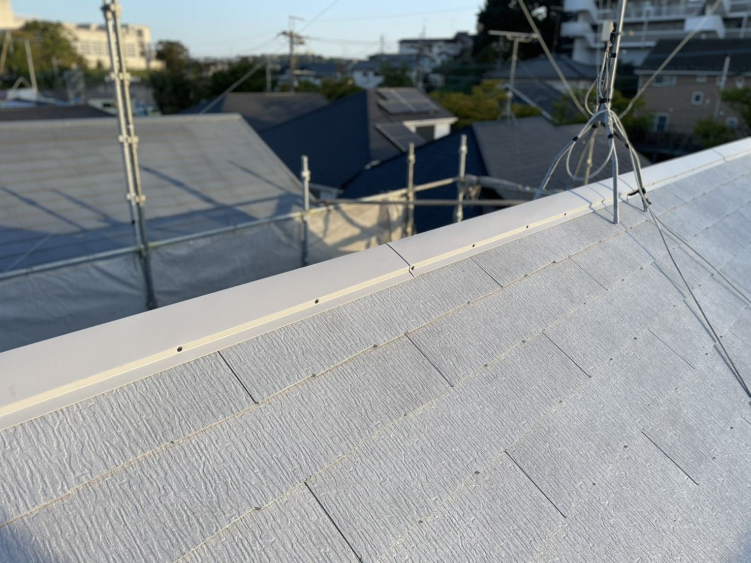 多摩区　屋根き替え　雨漏り
