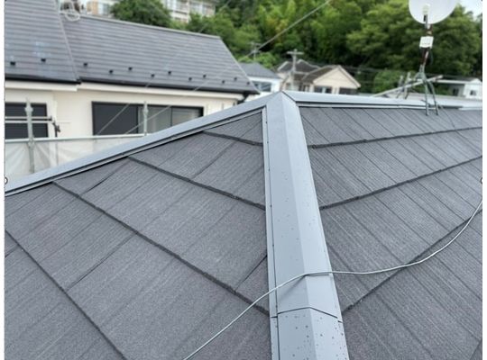 川崎市麻生区　エコグラーニ　屋根カバー工事　ジンカリウム鋼板