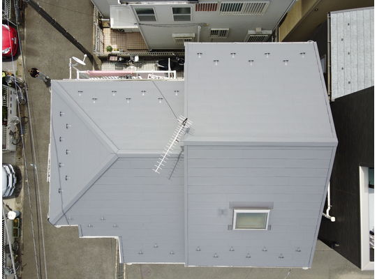 川崎市多摩区　屋根葺き替え　シルキーG2　ガルバリウム鋼板