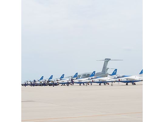 ブルーインパルス　米子市　美保基地