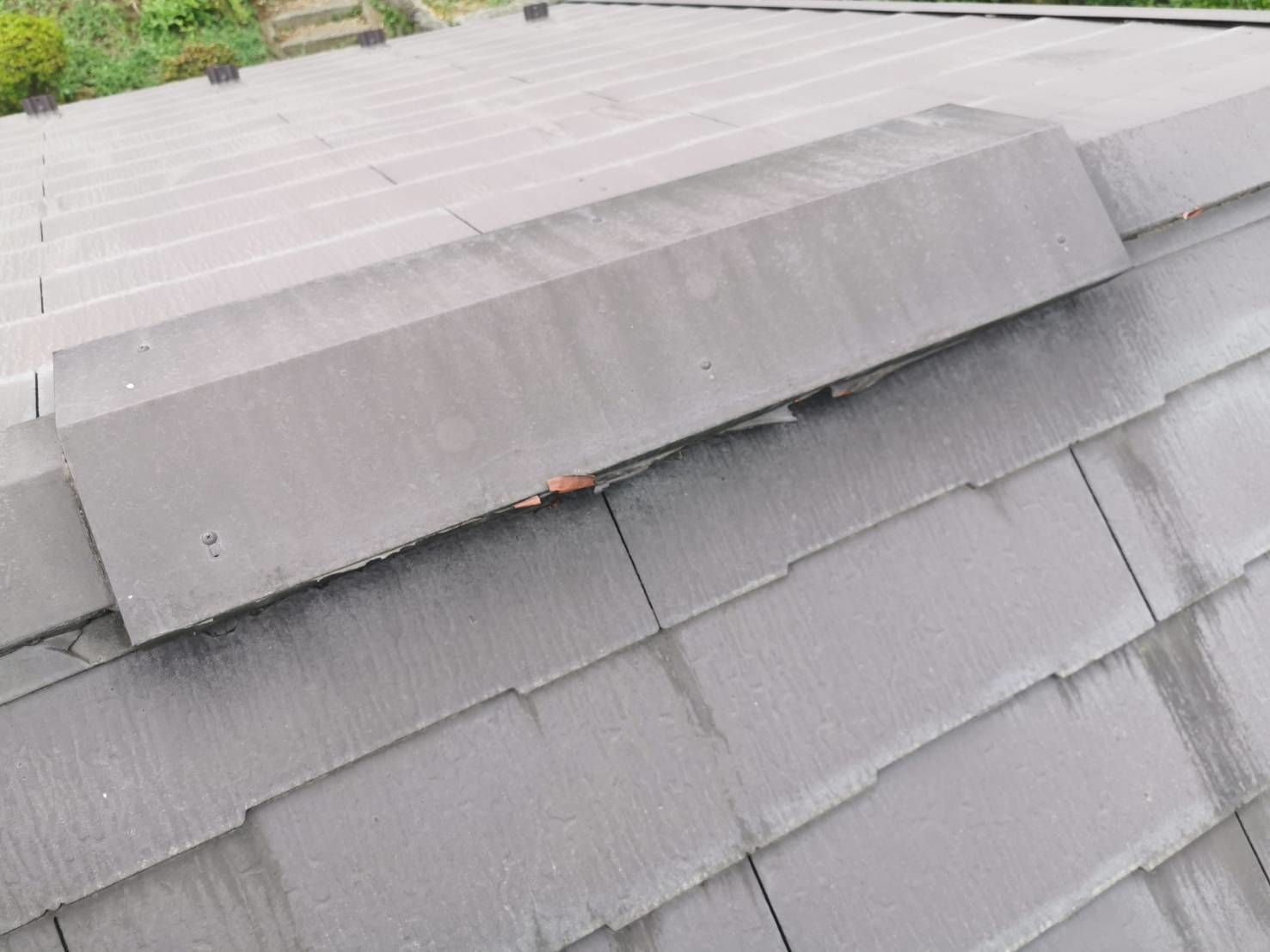 川崎市麻生区　屋根カバー工事　スーパーガルテクト　ガルバリウム　麻生区　ライズホーム　オススメ　棟