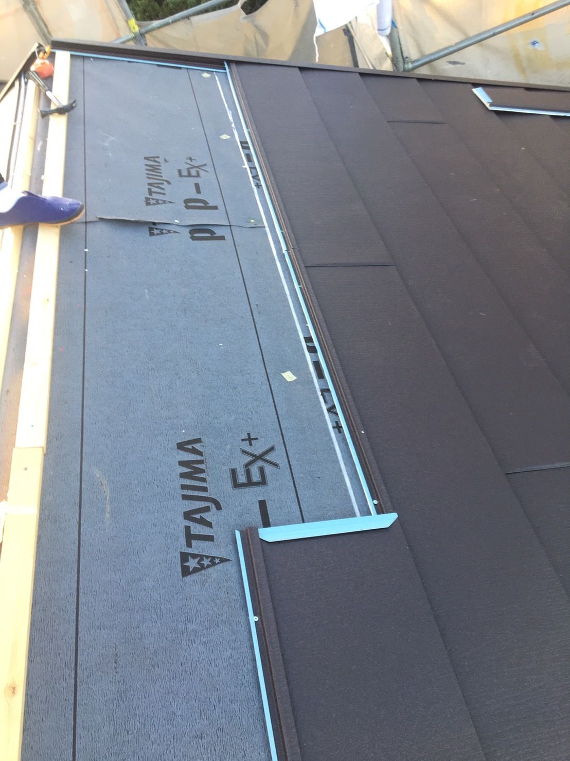 川崎市麻生区　屋根カバー工事　スーパーガルテクト　ガルバリウム　麻生区　ライズホーム　オススメ