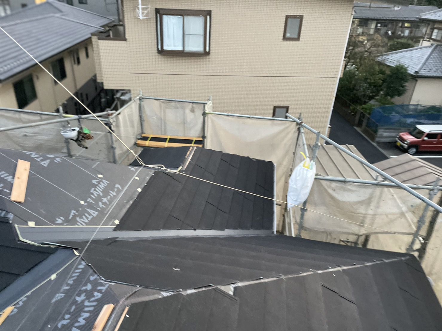 多摩区　屋根カバー工事　スカイメタルルーフ