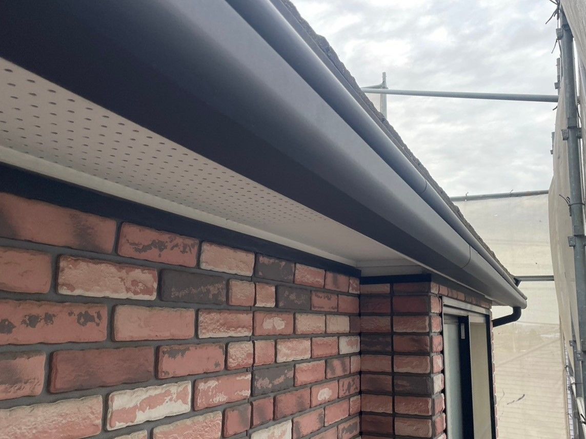 川崎市麻生区　雨樋交換工事　ユキノキ・すとっ葉゜ー　