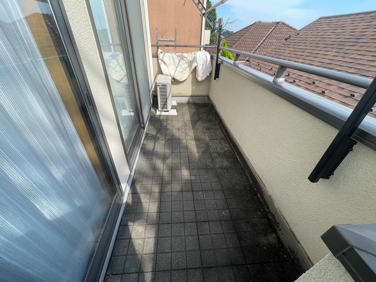 麻生区　バルコニー　雨漏り
