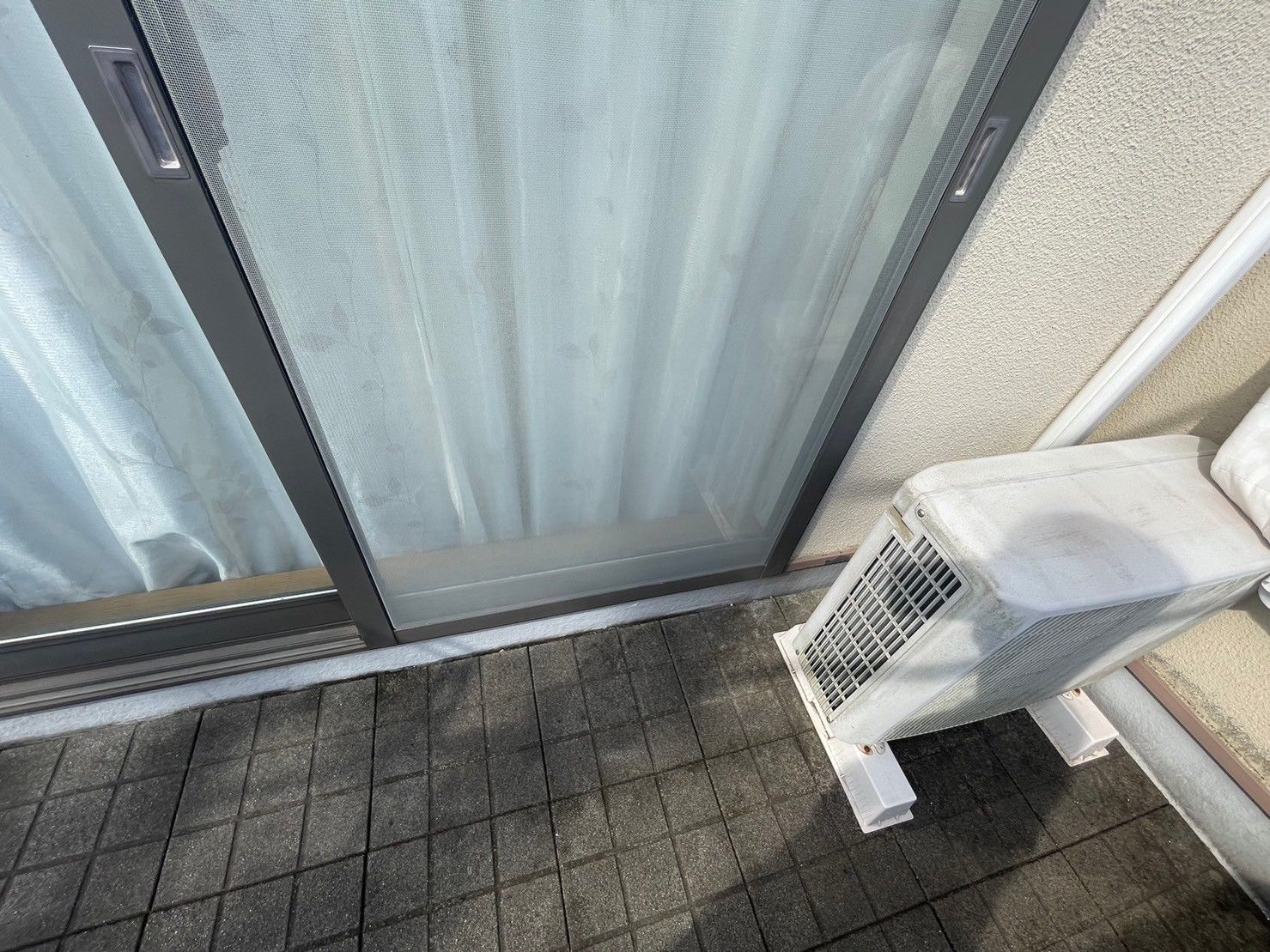 麻生区　バルコニー　タイル