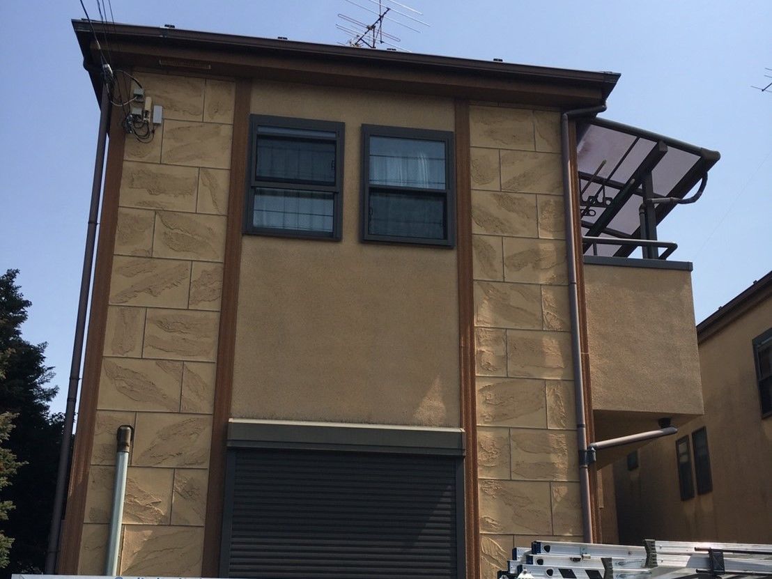 多摩区　外壁塗装　リシン