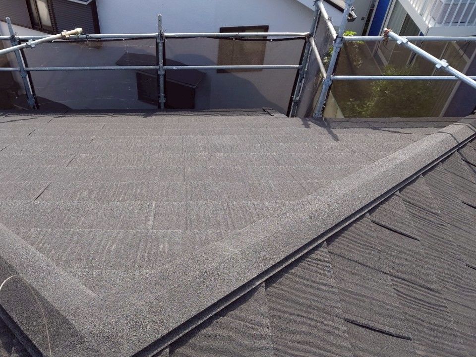 川崎市多摩区　スレートからスカイメタルルーフヘ　屋根カバー工事　ジンカリウム鋼板　リフォーム