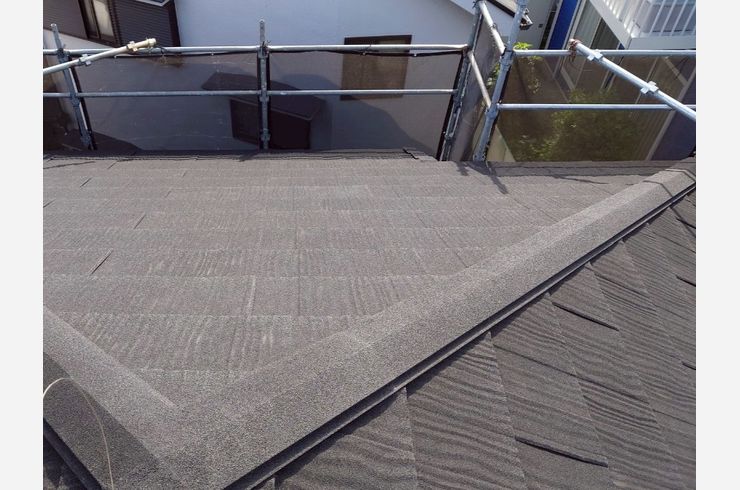 川崎市多摩区　スレートからスカイメタルルーフヘ　屋根カバー工事　ジンカリウム鋼板　リフォーム