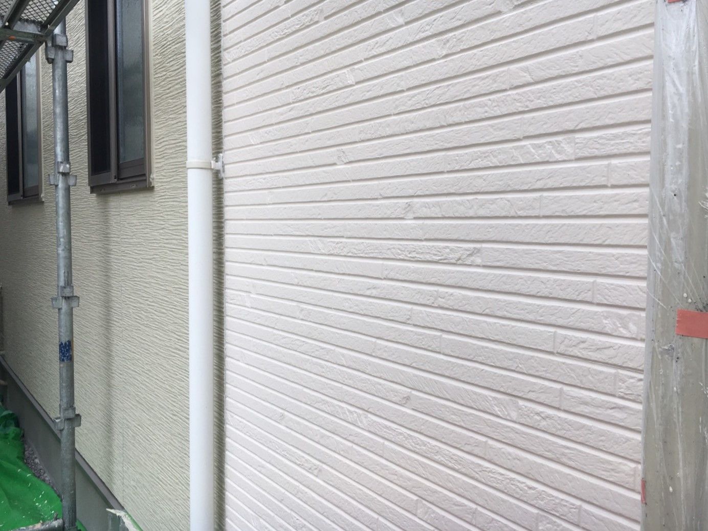 リフォーム　川崎市麻生区　外壁塗装工事　フッ素REVO1000-IR　アステックペイント　フッ素遮熱塗料　4度塗りトップコート仕上げ