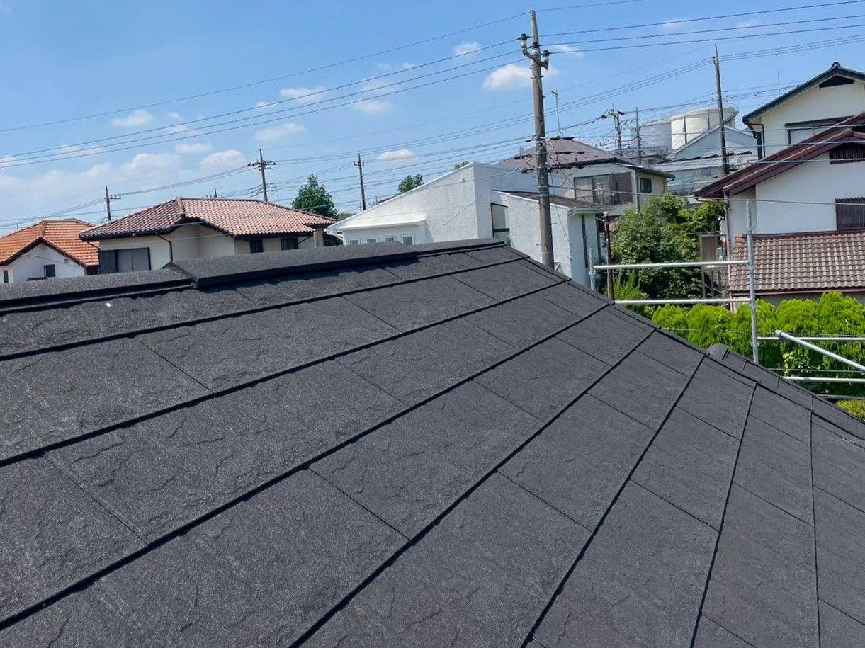 リフォーム　川崎市麻生区　スレートからスカイメタルルーフへ　屋根カバー工事　ジンカリウム鋼板