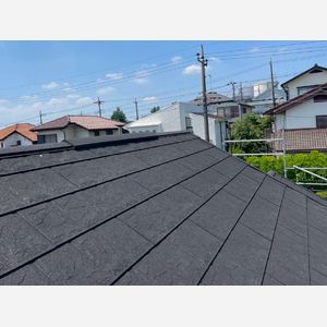 リフォーム　川崎市麻生区　スレートからスカイメタルルーフへ　屋根カバー工事　ジンカリウム鋼板