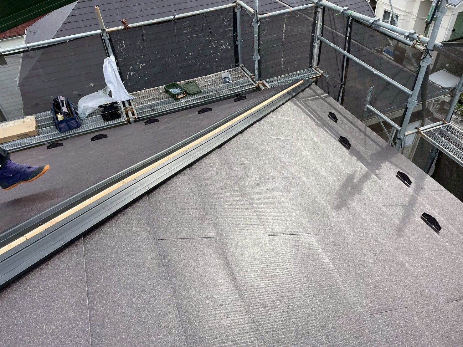屋根　葺き替え　シルキーG２　棟板金　タフモック　樹脂　麻生区