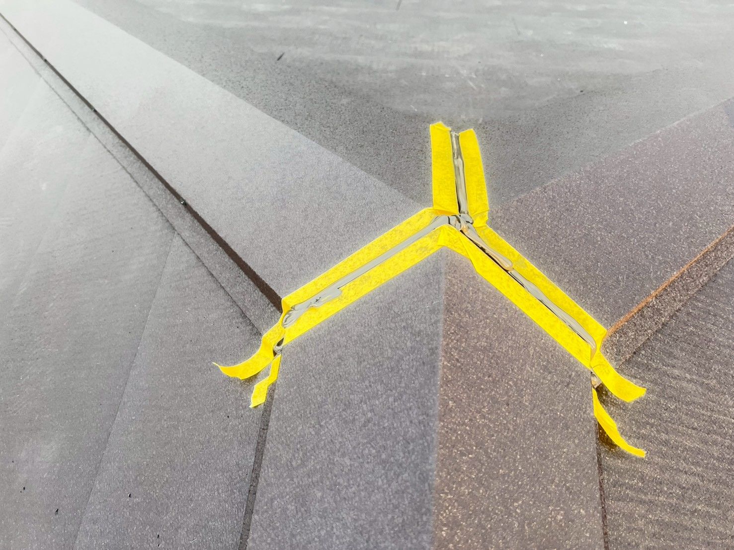 屋根　葺き替え　シルキーG２　棟板金　タフモック　樹脂　麻生区