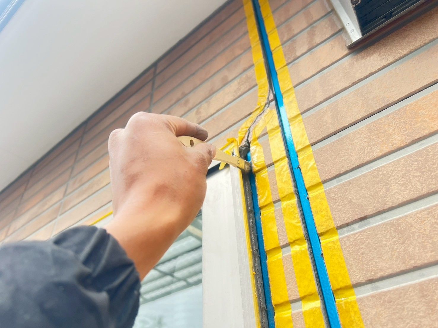 麻生区　外壁塗装　メンテナンス　目地交換　シーリング　コーキング　SRシール100　クラック　ひび割れ