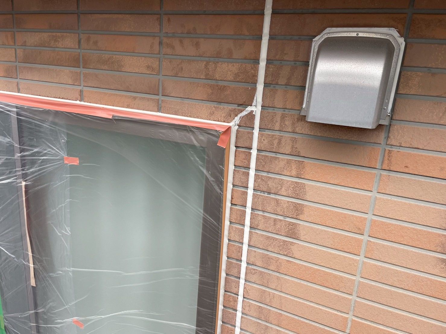 麻生区　外壁塗装　メンテナンス　目地交換　シーリング　コーキング　SRシール100　クラック　ひび割れ