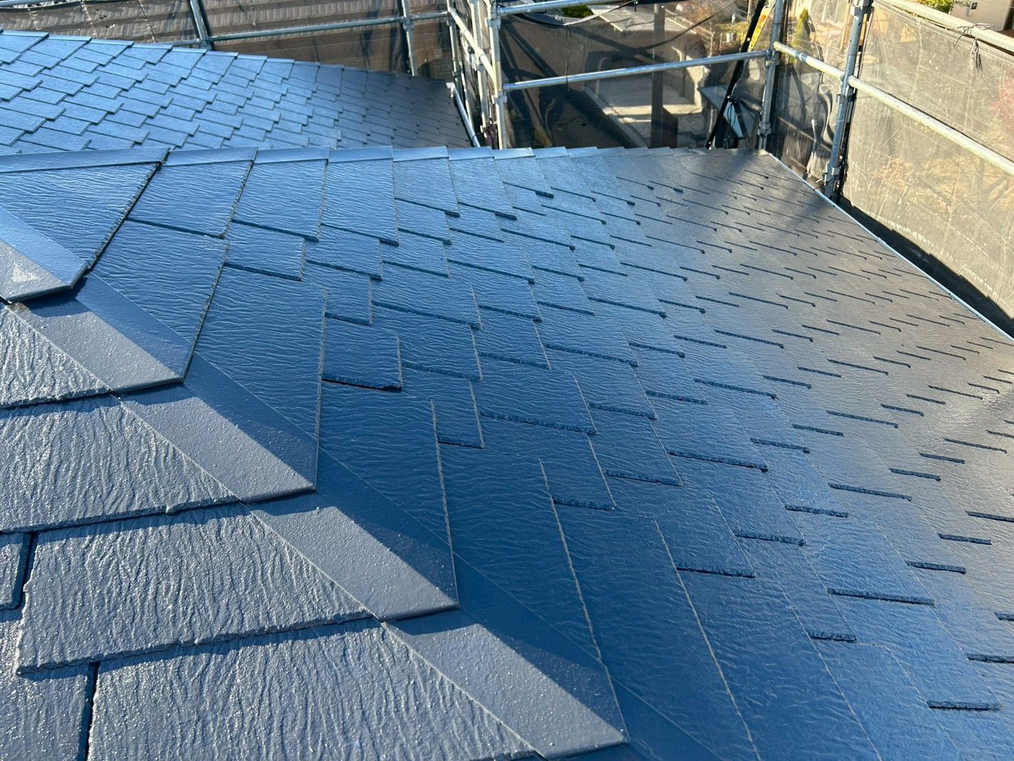 麻生区　屋根塗装　遮熱塗料　カーボンブラック