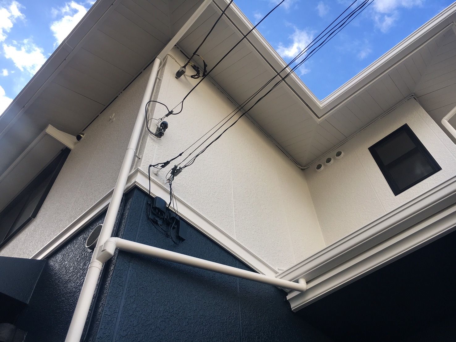 川崎市　外壁塗装　アステックペイント　ツートン　遮熱