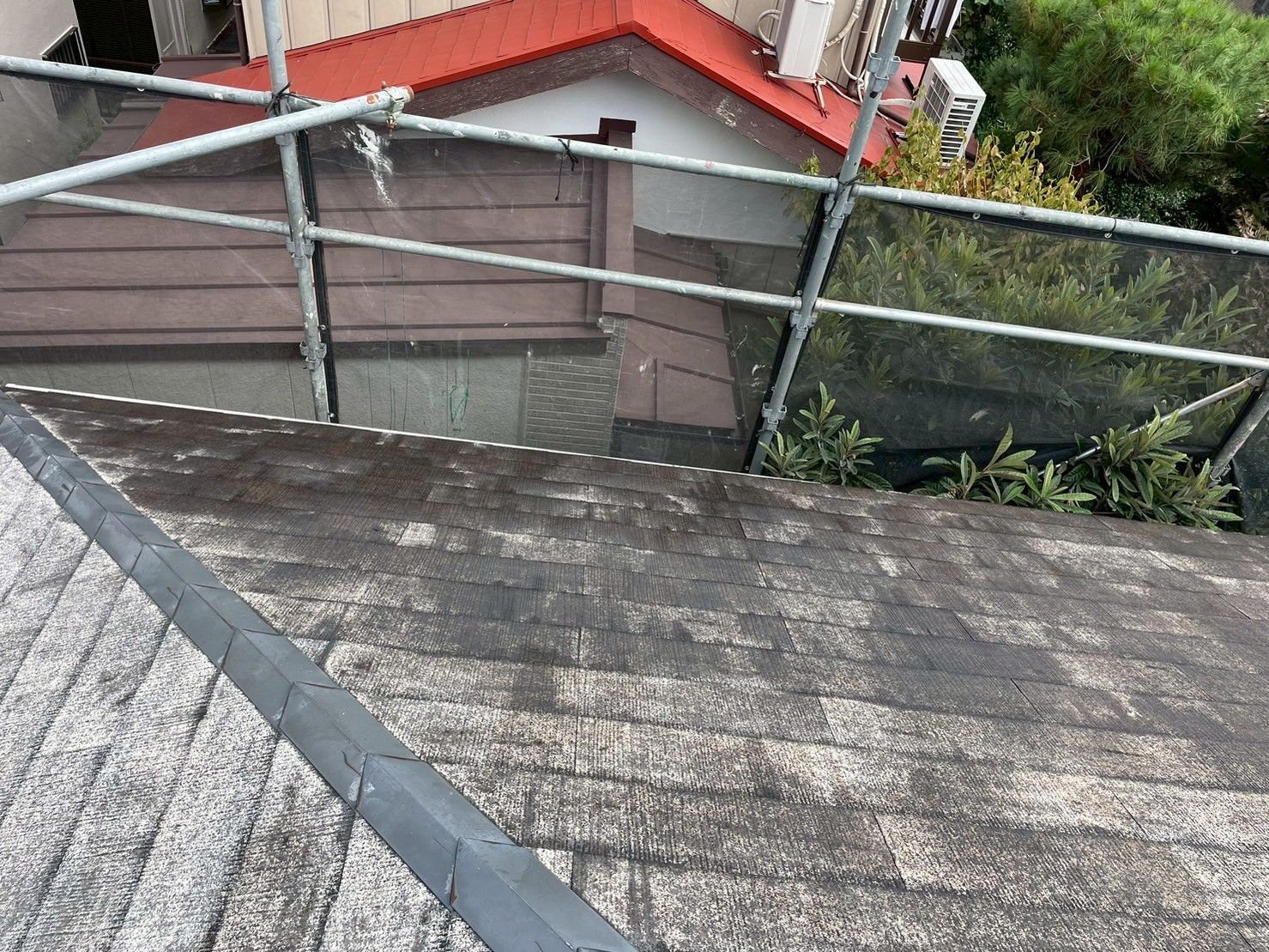 麻生区　屋根塗装　メンテナンス　スレート　下塗り　シーラー