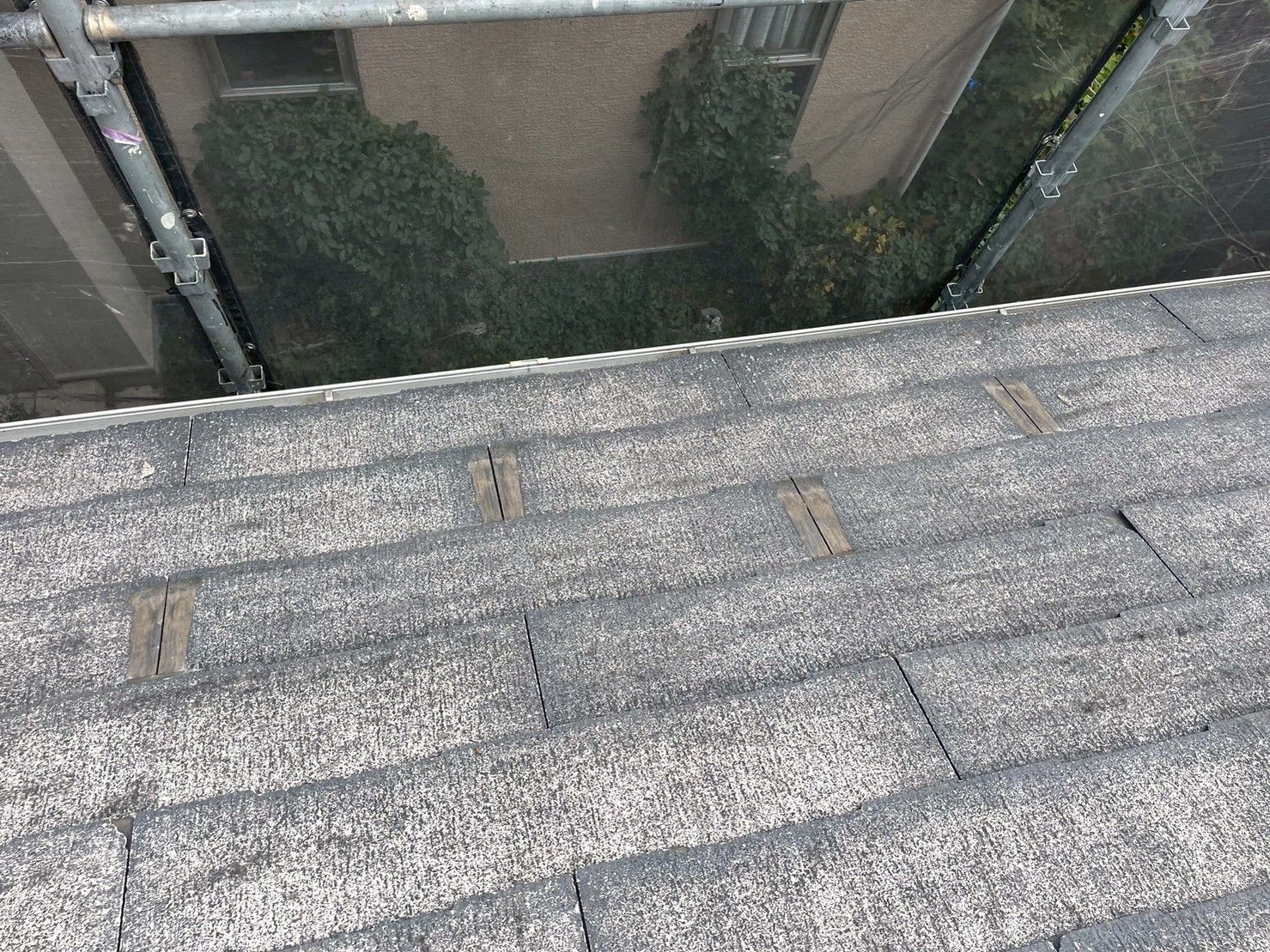 麻生区　屋根カバー工事　雪止め　サンダー