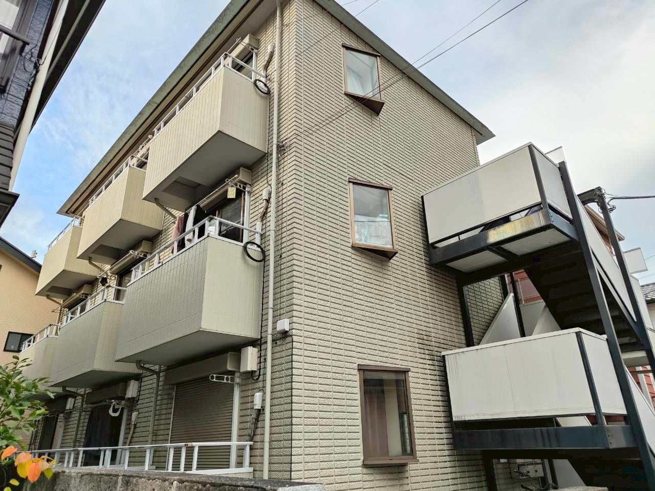 多摩区　アパート　メンテナンス