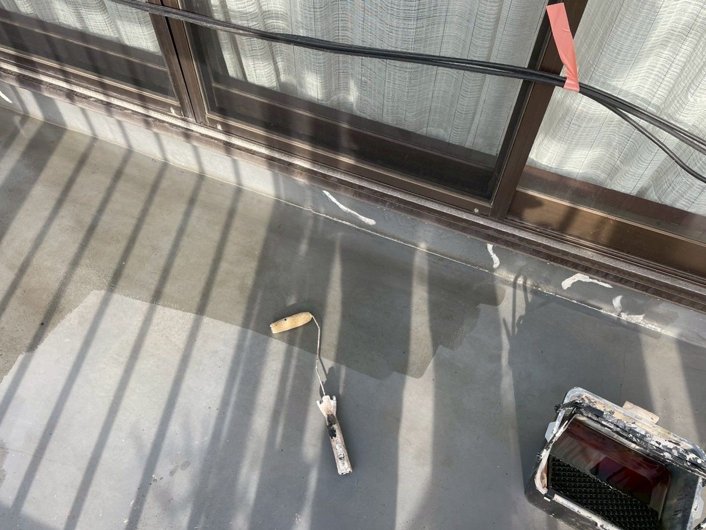 多摩区　バルコニー防水　アトレーヌ　プライマー