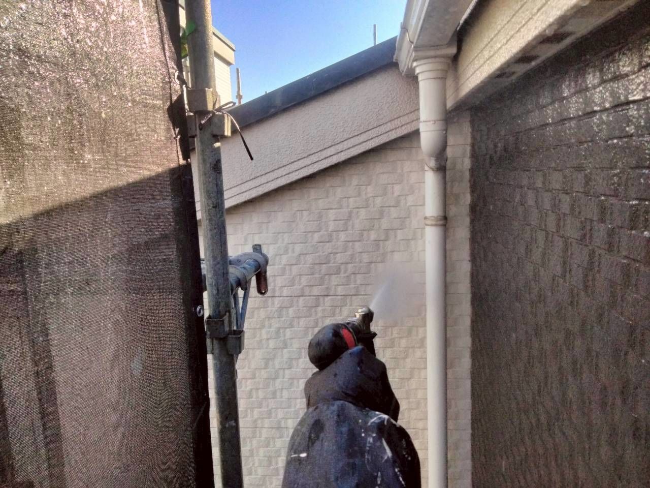 多摩区　外壁塗装　高圧洗浄