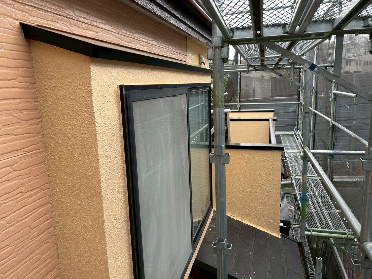 多摩区　外壁塗装　シリコンREVO1000-IR　遮熱塗料　アステックペイント